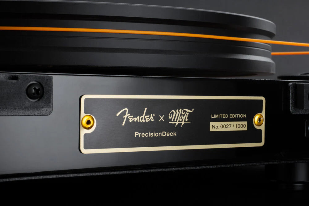 MoFi Electronics x Fender PrecisionDeck