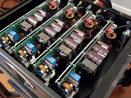 Legacy Audio i:V4 Amplifier - Thumbnail 2